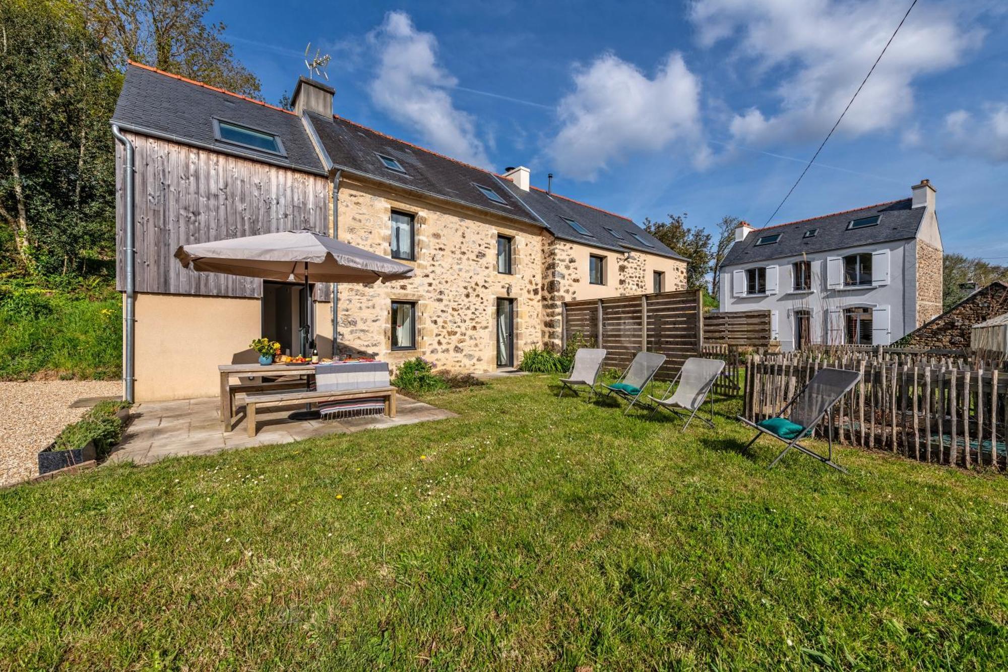 Toudig - Maison Avec Terrasse Et Jardin Плугастель-Даулас Экстерьер фото